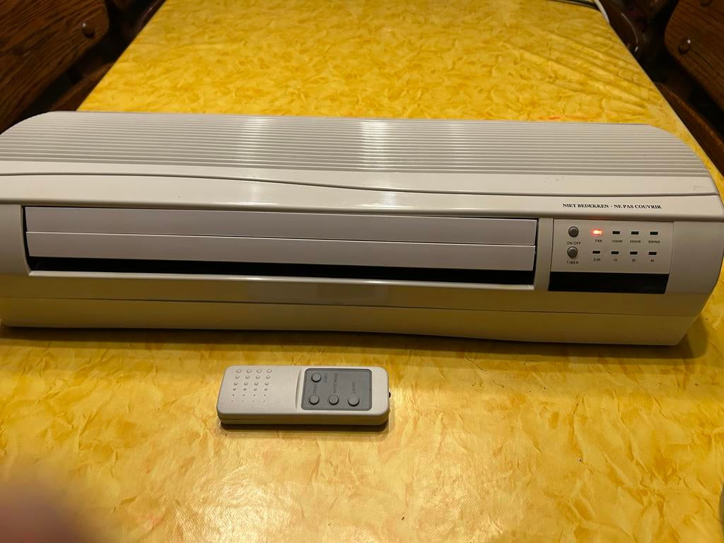 Elektrische Gevelkachel met Afstandsbediening, Huis en Inrichting, Kachels, Elektrisch, Gevelkachel, Ophalen of Verzenden, Zo goed als nieuw