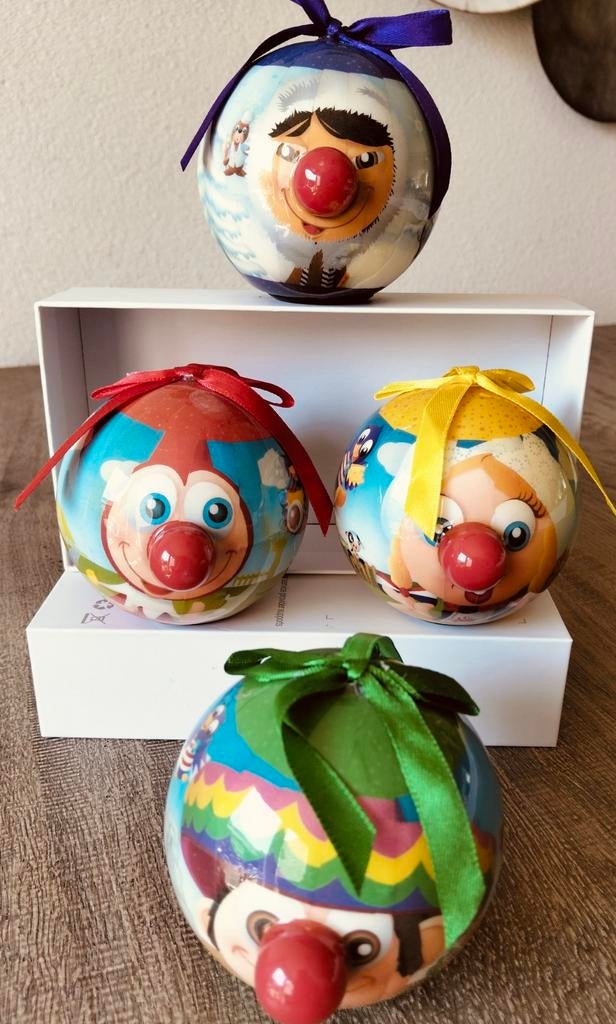 Efteling kerstballen Carnaval Festival, Verzamelen, Efteling, Ophalen of Verzenden, Zo goed als nieuw, Overige typen