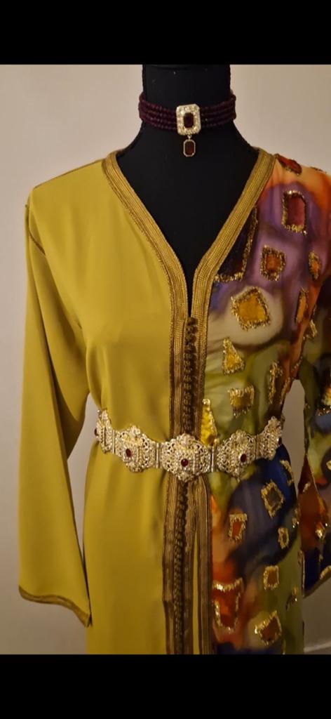 Nieuwe prachtige caftan te koop!, Ophalen of Verzenden, Nieuw, Maat 38/40 (M), Overige typen