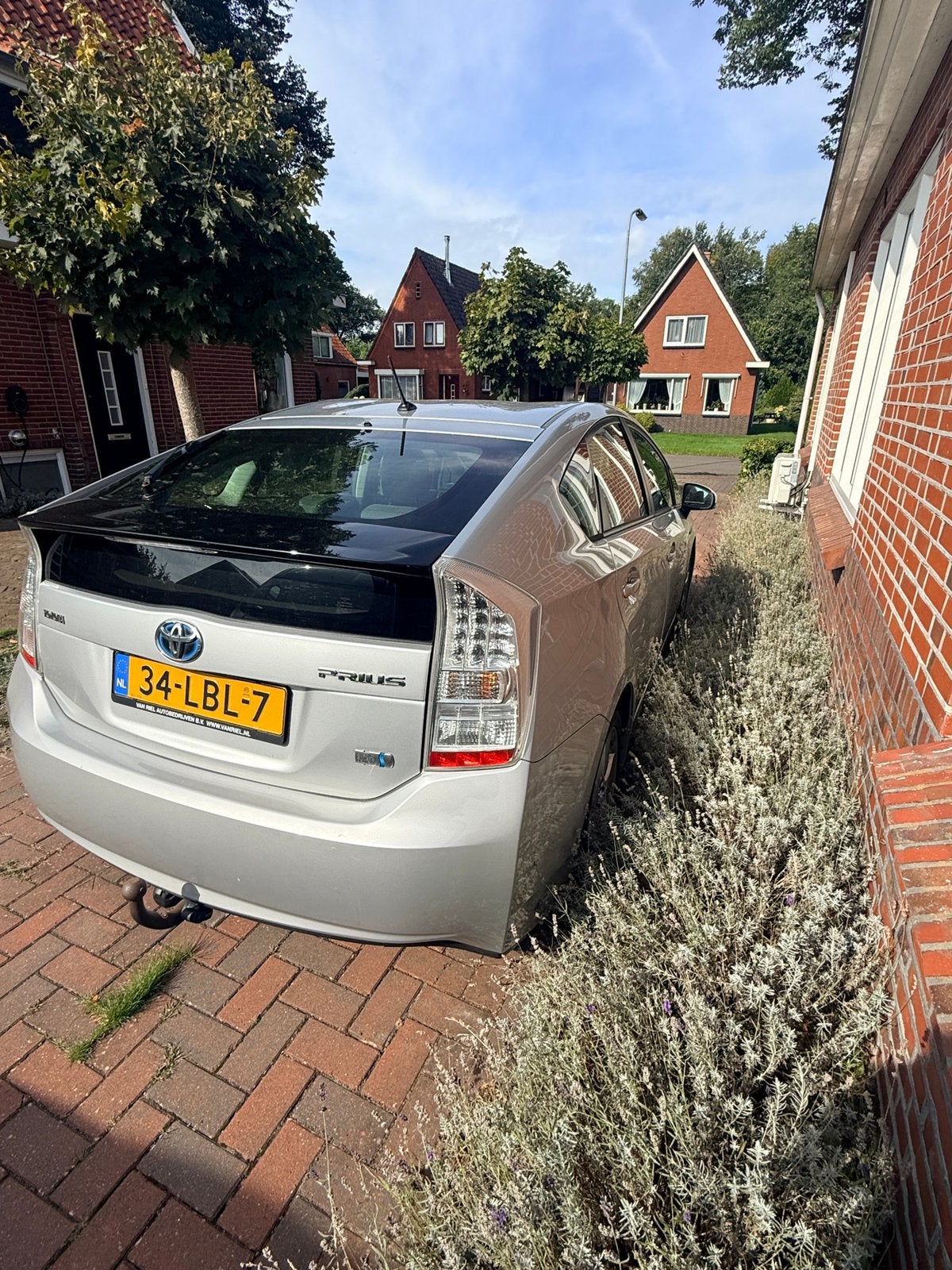 Toyota Prius 1.8 Full Hybrid 136PK Aut 2010 Grijs, Auto's, 4 cilinders, Alcantara, Origineel Nederlands, Grijs