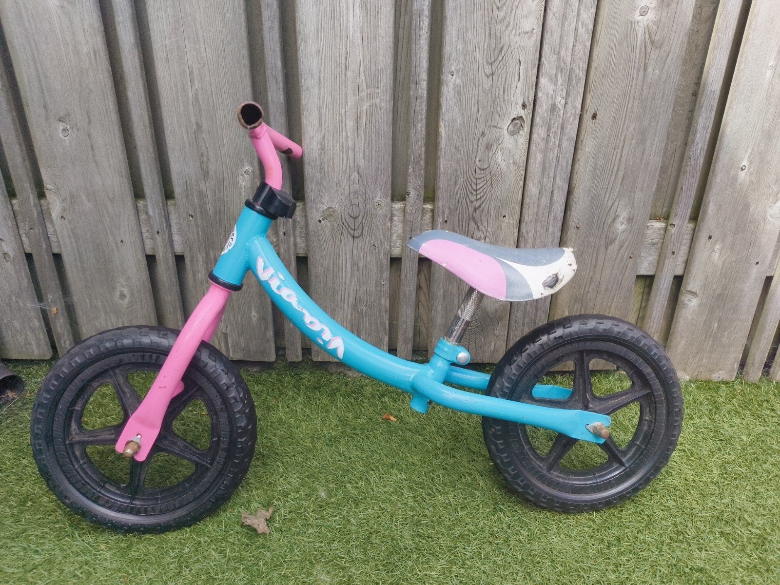 loopfiets roze/blauw - ideaal voor jonge kinderen, Fietsen en Brommers, Fietsen | Kinderfietsjes, Ophalen, Minder dan 16 inch