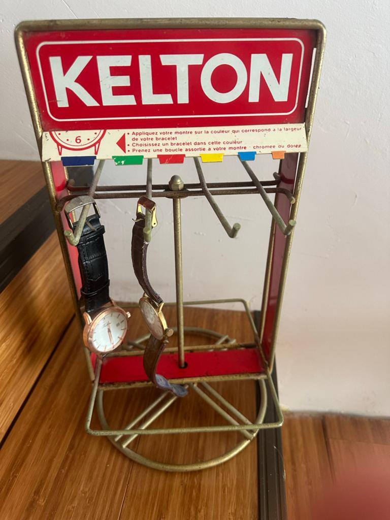 Vintage KELTON winkel display met horloge - Ravel  1960, Ophalen of Verzenden, Gebruikt