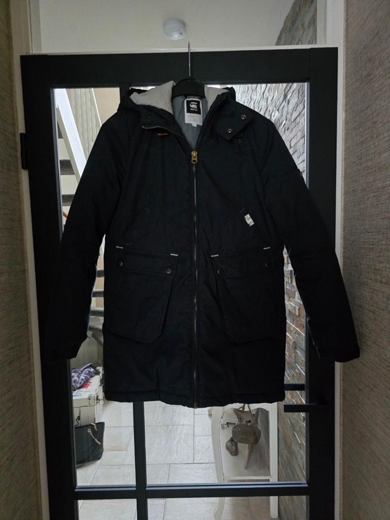Te koop zwarte dames G-star RAW winterjas/parka maat M.
Okse, Maat 38/40 (M), Zwart, Ophalen of Verzenden, G-STAR RAW