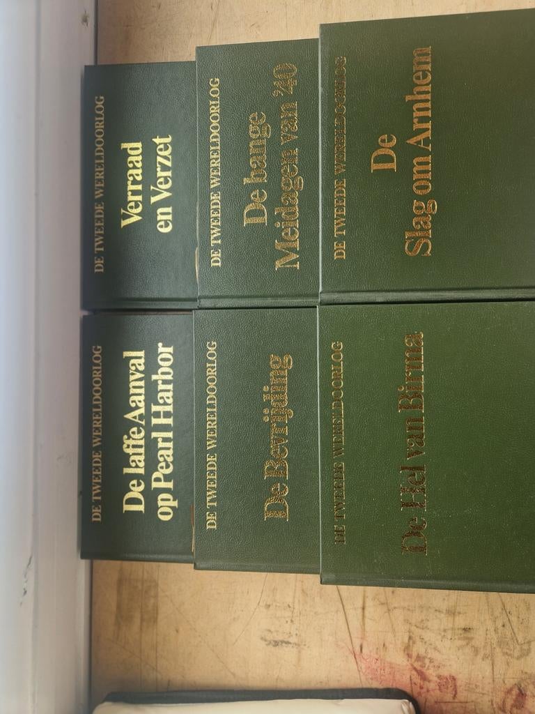 Heel veel boeken over luchtmacht / Tweede Wereldoorlog, Boeken, Encyclopedieën, Ophalen of Verzenden