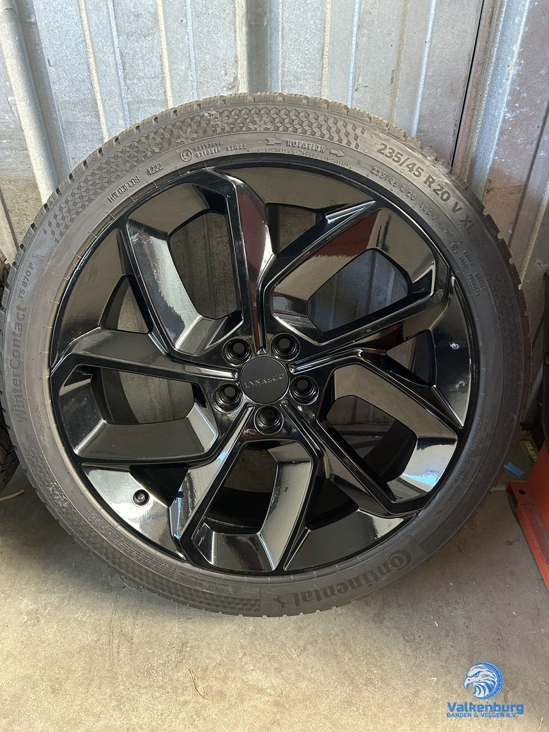8mm! Originele Lynk & Co 20 inch zwarte velgen 5x108 winterb, Auto-onderdelen, Gebruikt, -, -, Banden en Velgen