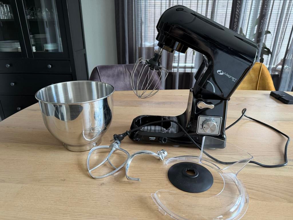 Magnani Keukenmachine met RVS Kom en Accessoires, 4 liter of meer, 3 snelheden of meer, Ophalen of Verzenden, Zo goed als nieuw