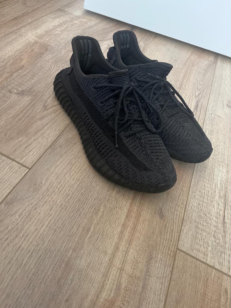 Yeezy 350, Kleding | Heren, Schoenen, Onbekend, Zwart, Nieuw, Ophalen of Verzenden