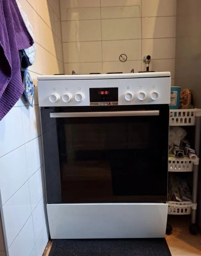 Bosch Gasfornuis met elektrische oven, Ophalen, 60 cm of meer, 4 kookzones, Zo goed als nieuw