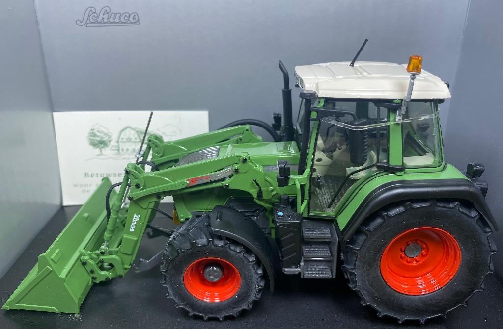 Fendt 313 Vario met Fendt Cargo voorlader 1:32 Schuco, Ophalen of Verzenden, Zo goed als nieuw, Tractor of Landbouw, Schuco
