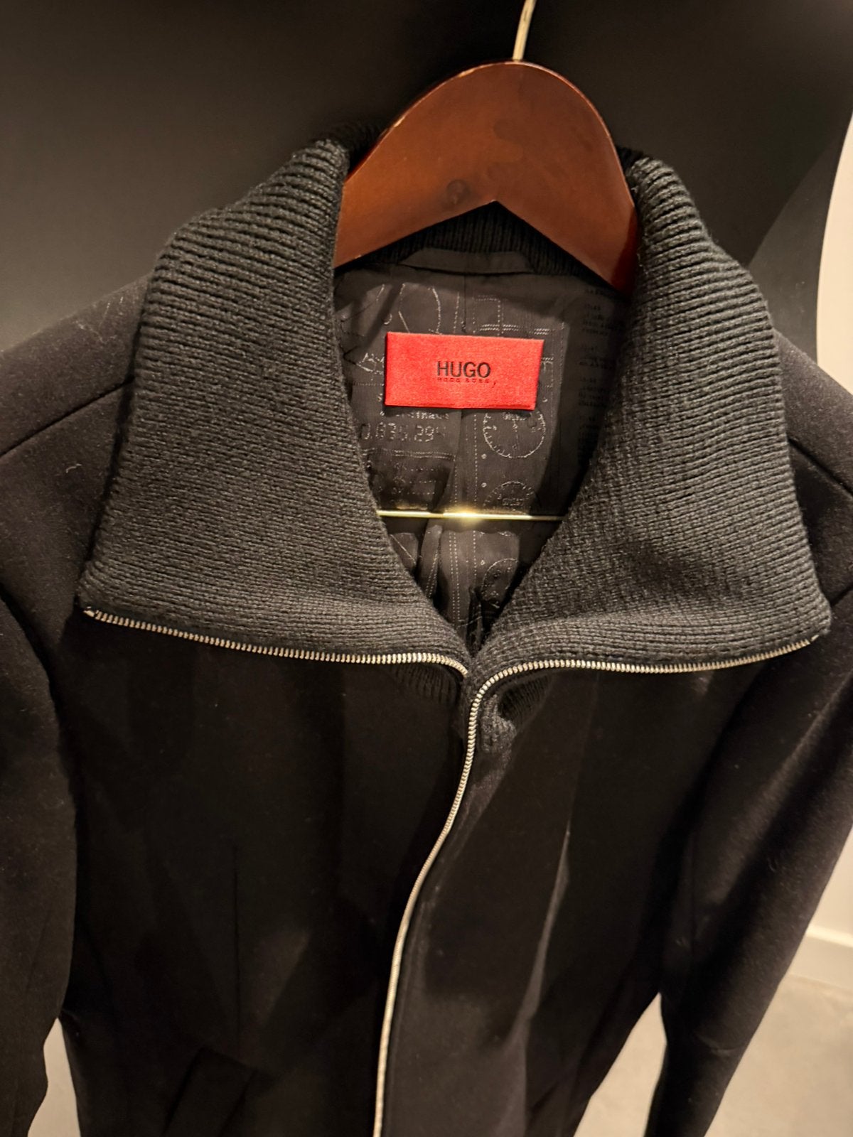 HUGO Boss Wollen Herenjas – Zwart – Maat 50 / L, Kleding | Heren, Ophalen of Verzenden, Zo goed als nieuw, Maat 48/50 (M), Zwart
