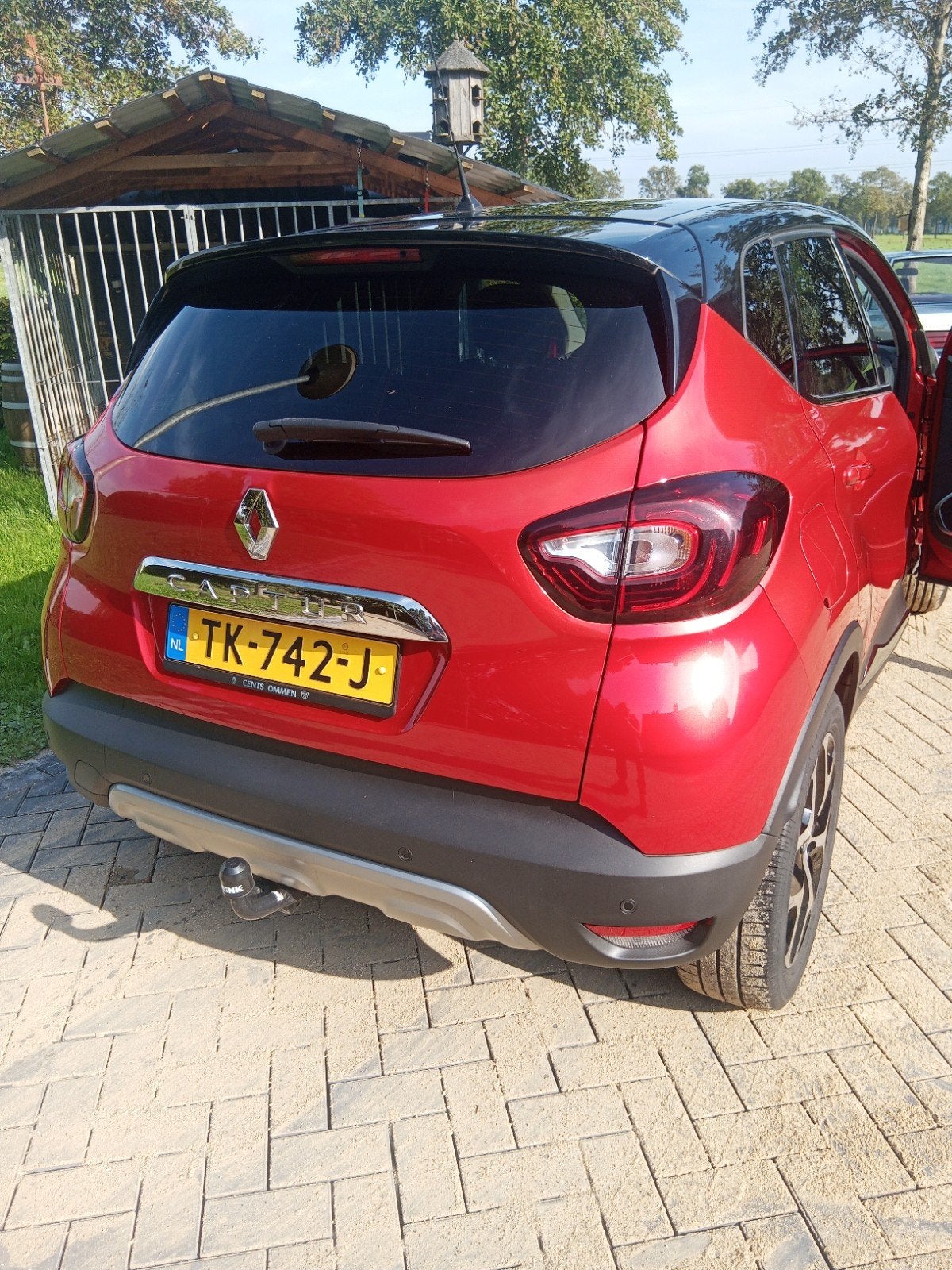 Foto 6 van Renault Captur 0.9 TCE 90 2018 Rood