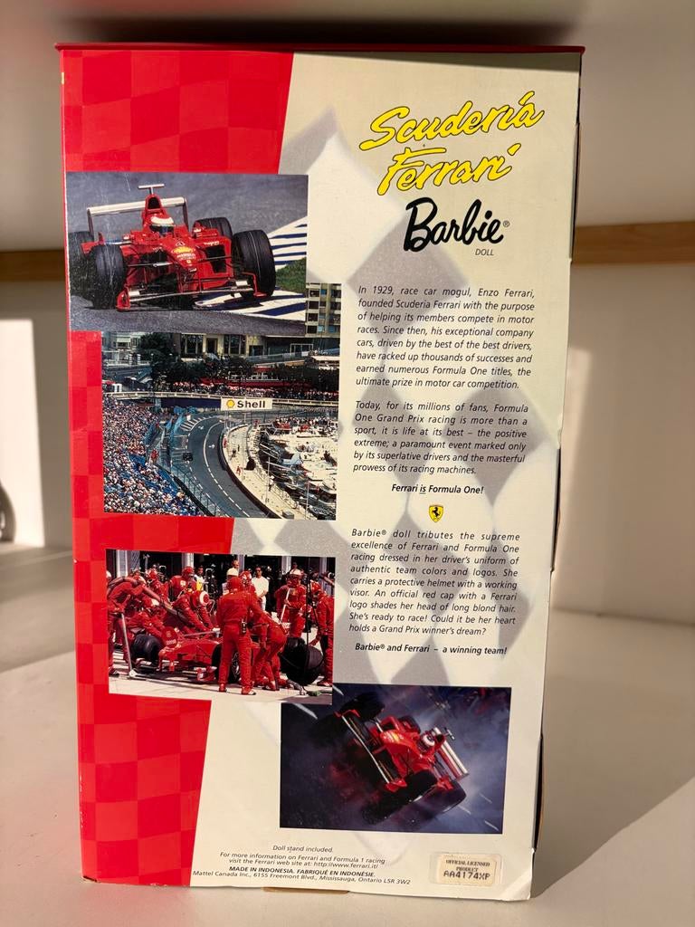 Ferrari Barbie Collector Edition - Nieuw in doos, Verzenden, Zo goed als nieuw