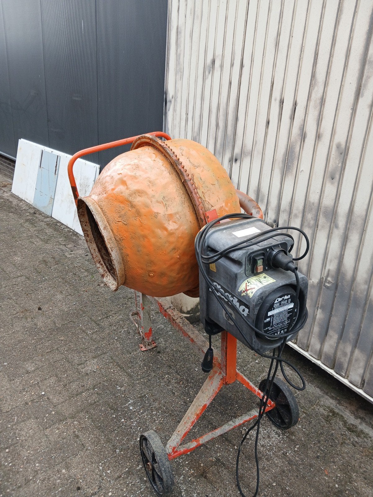 Lescha SM 145 S Betonmolen - Gebruikt, Doe-het-zelf en Verbouw, Betonmolens, Ophalen, Gebruikt