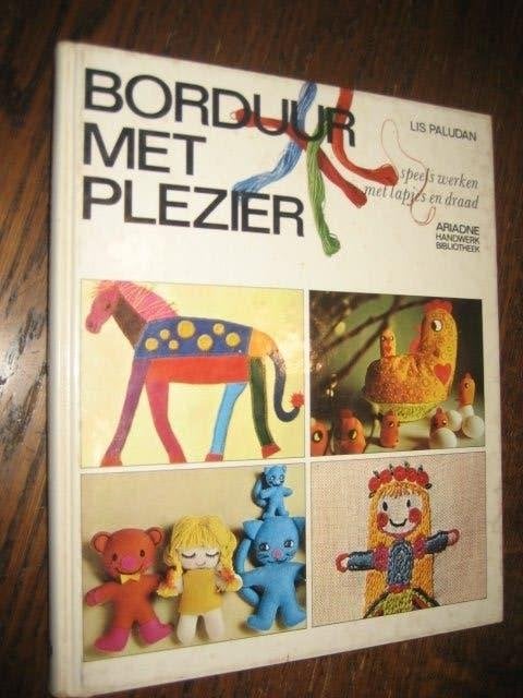 Lis paludan / borduur met plezier, Ophalen of Verzenden, Gelezen