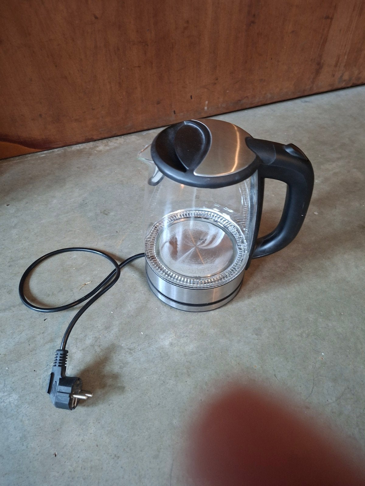 Glazen waterkoker met snoer en basis, 1 tot 2 liter, Ophalen, Gebruikt, Draadloos