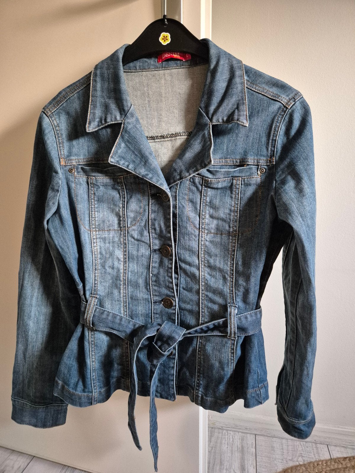 Leuke getailleerde denim / spijkerjas maat L, Ophalen of Verzenden, Zo goed als nieuw, Maat 38/40 (M), Blauw
