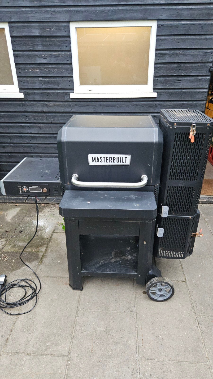 Masterbuilt Gravity 600 - Houtskool smoker Auto temp regel, Ophalen, Gebruikt, Masterbuilt