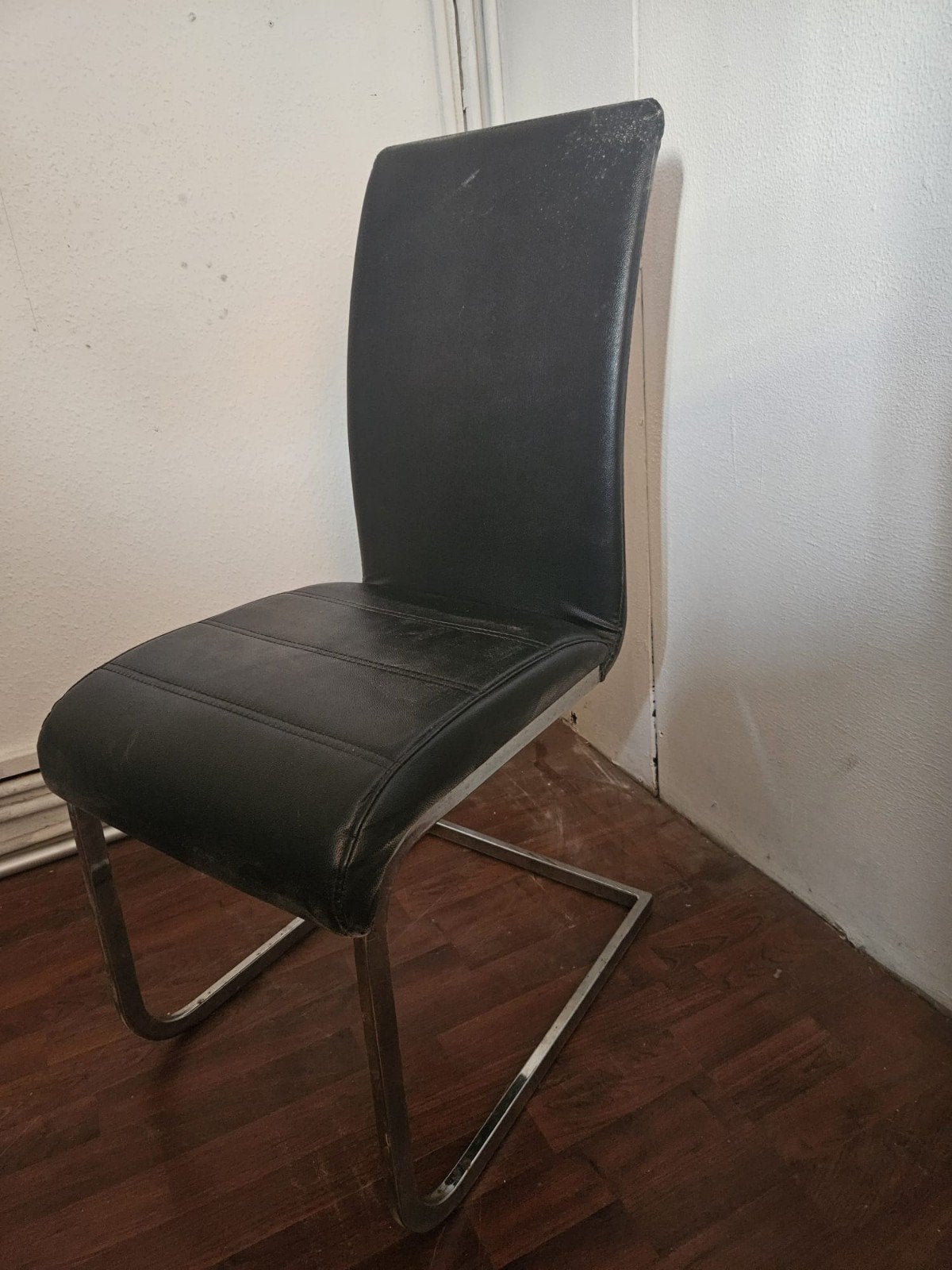 4 stoelen, Ophalen, Vier