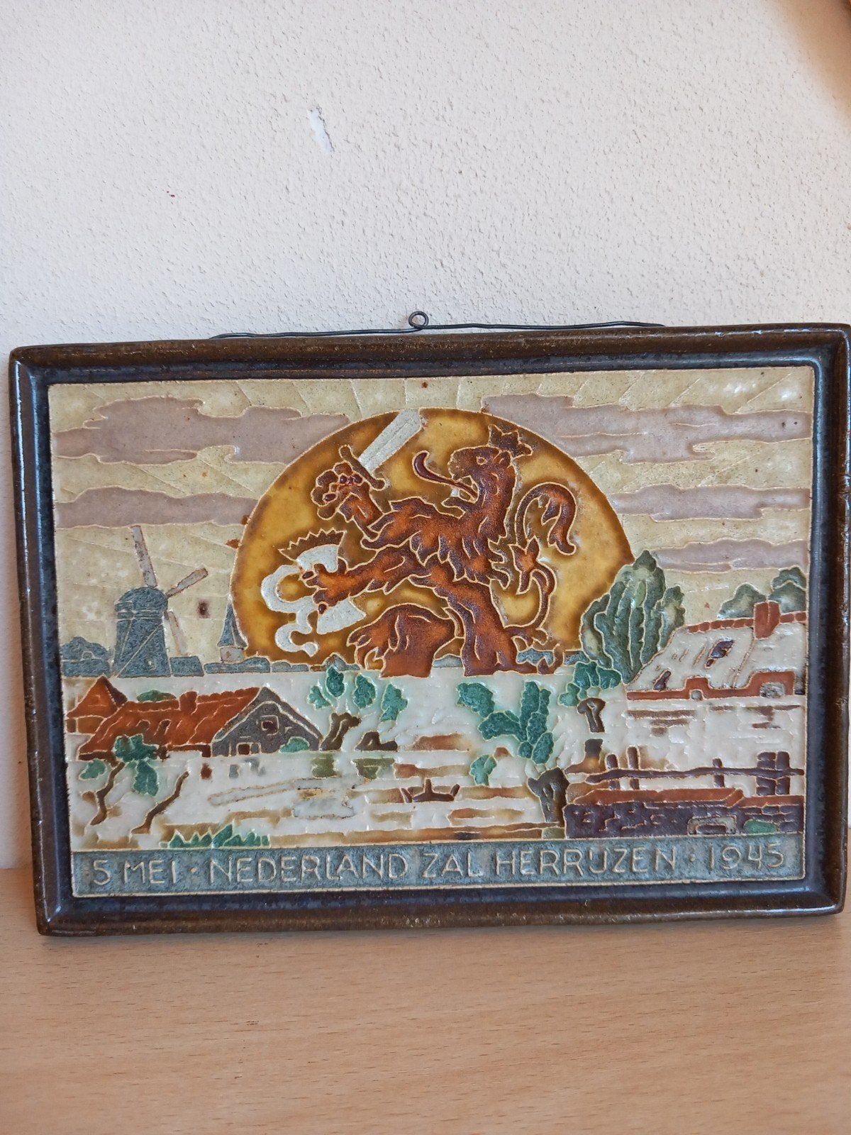Antieke Cloisonné-tegel van bevrijding 5Mei# Porselyen fles, Antiek en Kunst, Ophalen of Verzenden
