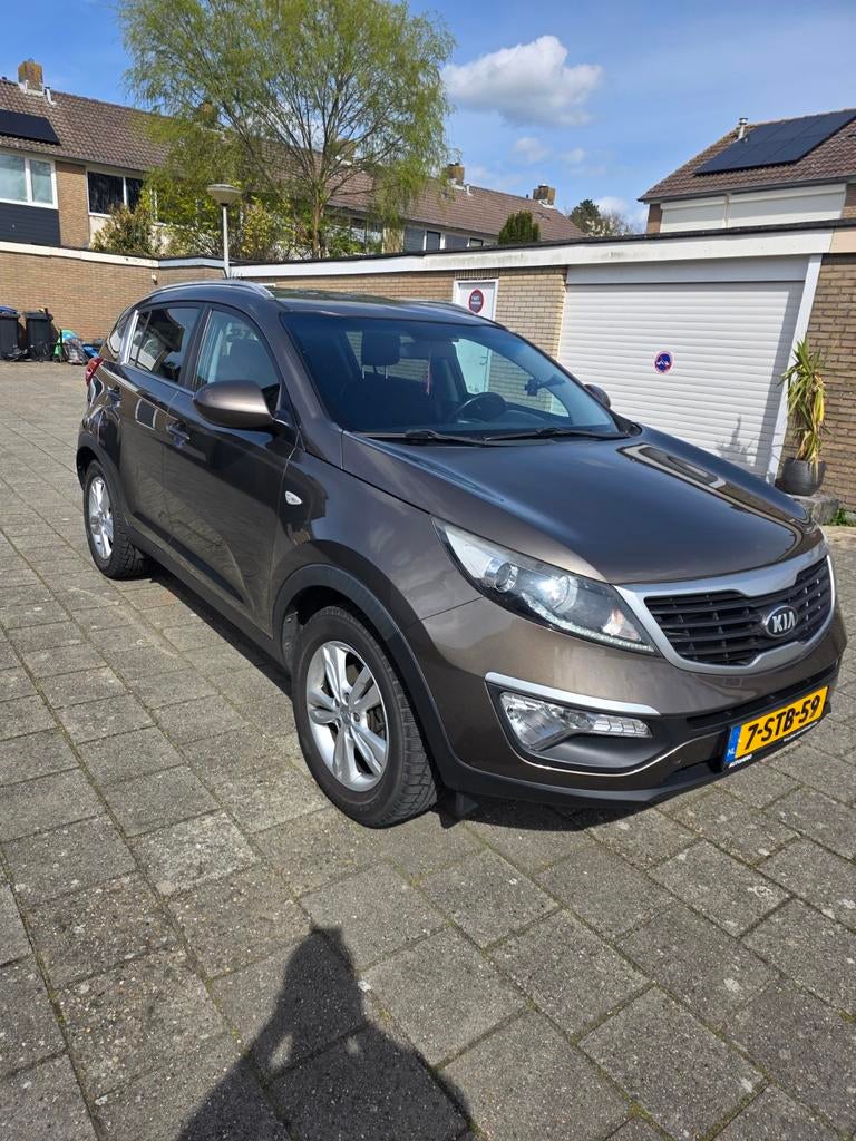 Kia Sportage 1.6 GDI 2WD 2013 Bruin, Auto's, Kia, Sportage, ABS, Achteruitrijcamera, Airbags, Airconditioning, Bluetooth, Boordcomputer