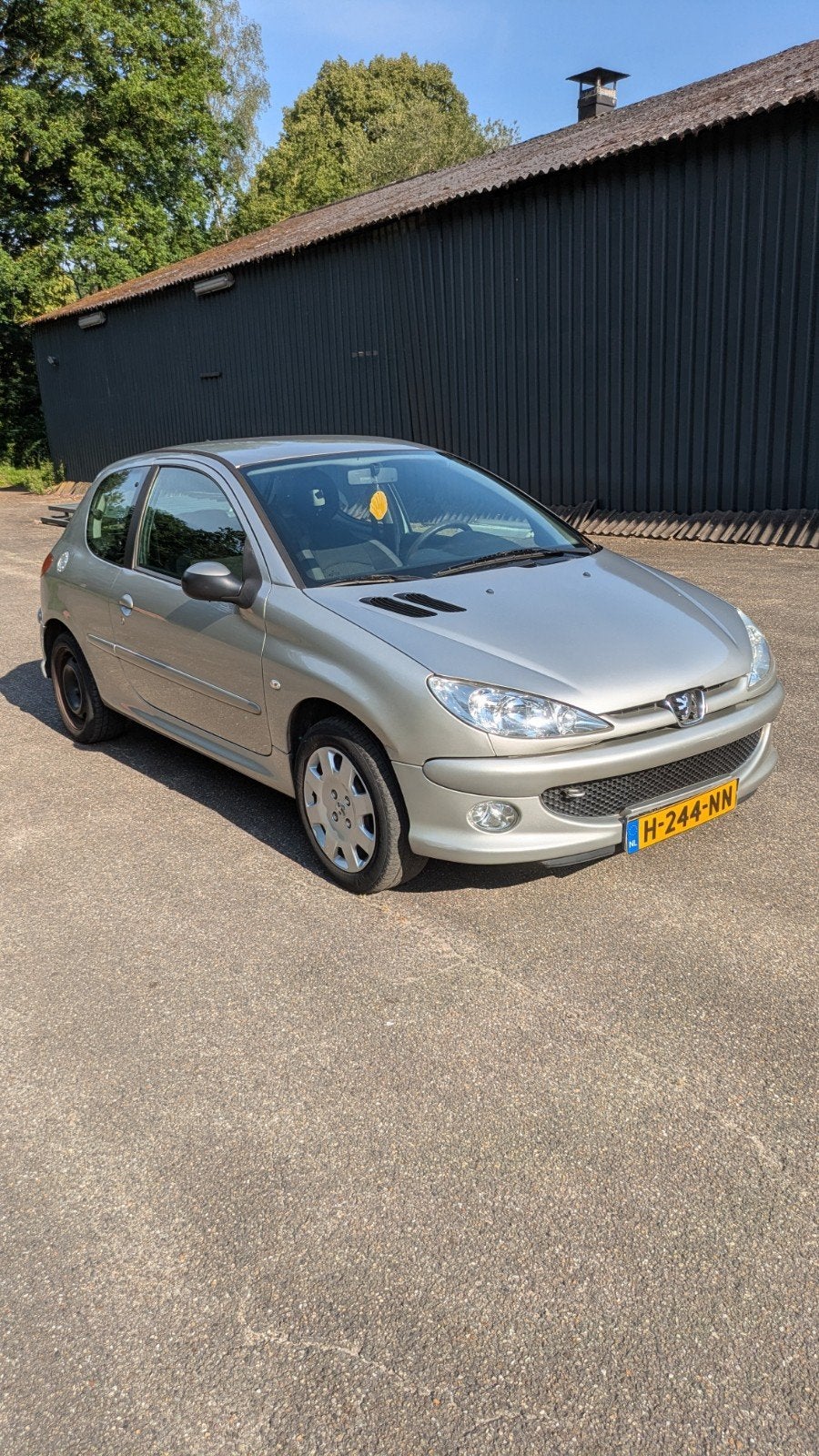 Peugeot 206 1.6 16V 3D AUT 2006 Grijs 14 maanden apk., Auto's, Peugeot, 1025 kg, Stof, 40 €/maand, Zwart