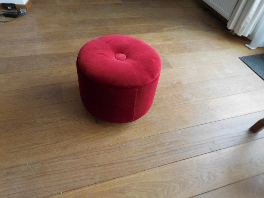 rode poef, Minder dan 50 cm, Gebruikt, Klassiek, Kunststof