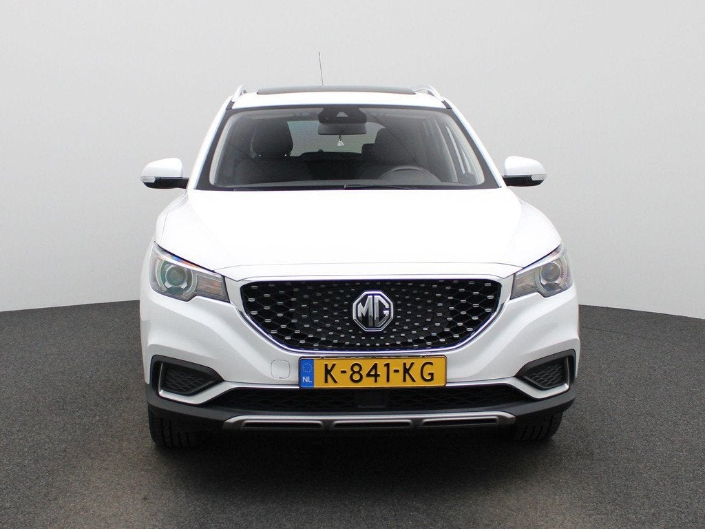 MG ZS EV Luxury 45kWh | Leder | Navi | Panoramadak | Apple C, Auto's, MG, Gebruikt, 143 pk, ZS, 1507 kg