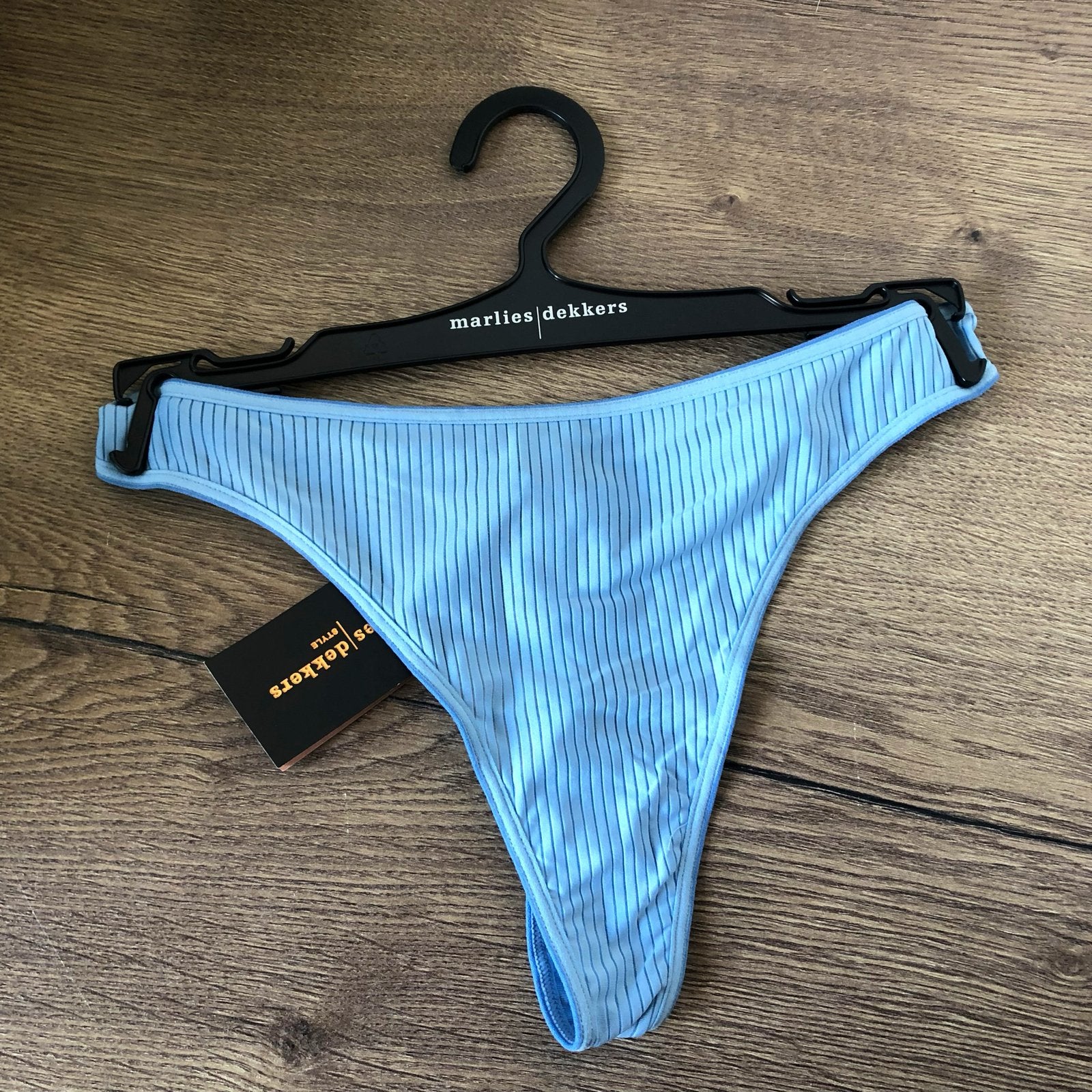 Marlies Dekkers String Serene Blue Maat S Nieuw met kaartje, Ophalen of Verzenden, Blauw, String