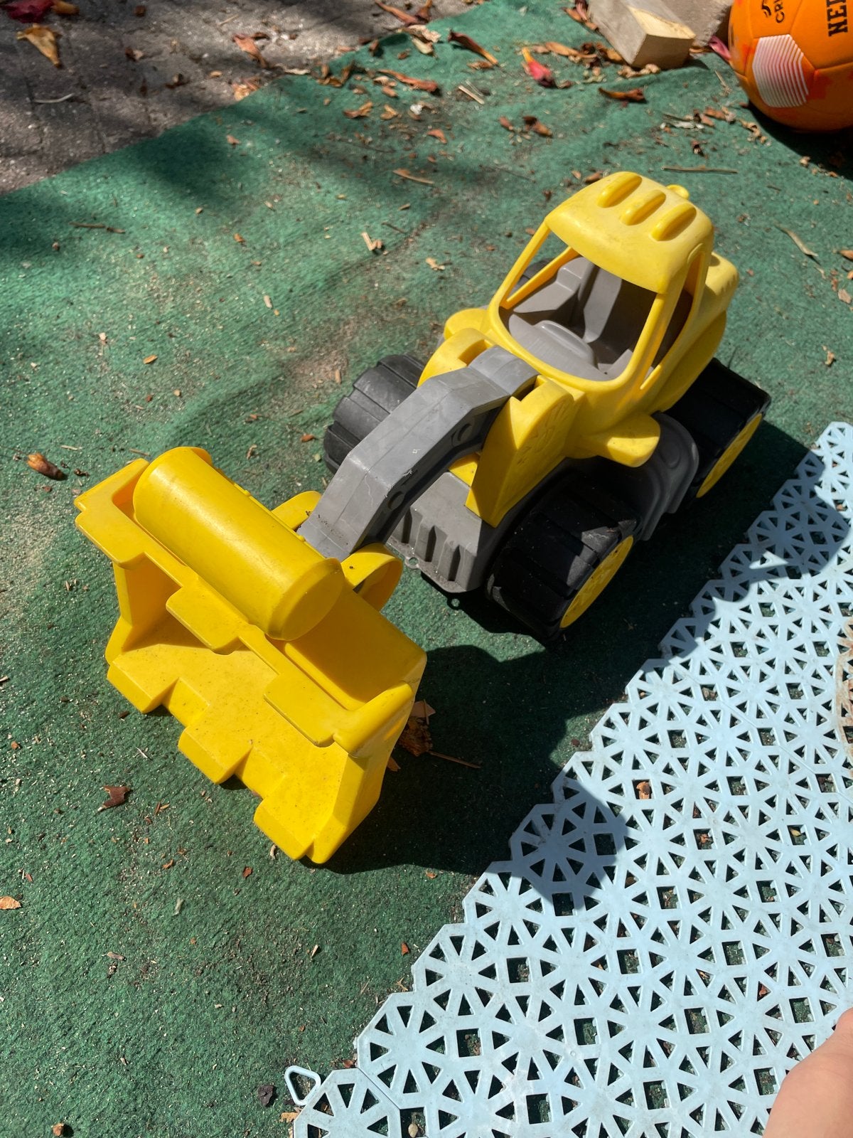 Grote gele speelgoed graafmachines en kiepwagen, Ophalen, Gebruikt