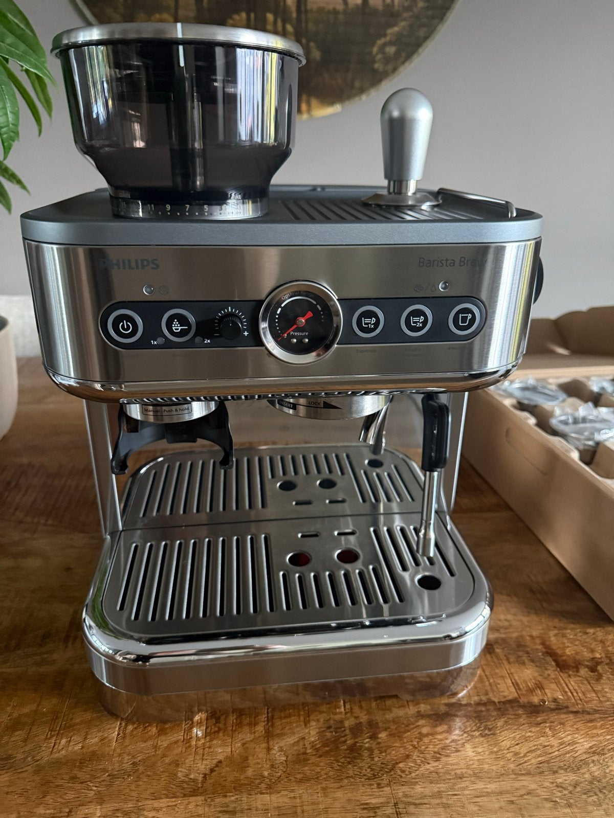 Philips Barista Brew 3228 Koffiezetapparaat Dubbel Reservoir, Stoompijpje, 10 kopjes of meer, Koffiemachine, Zo goed als nieuw