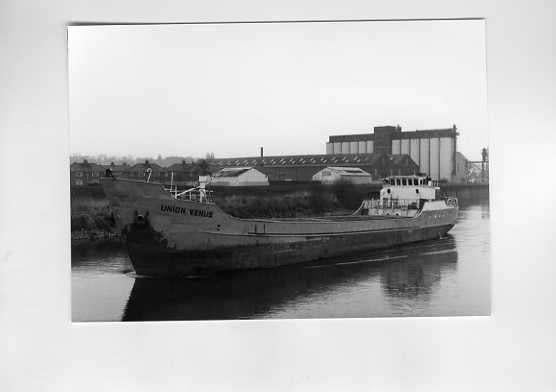 scheepvaart-foto-union venus, Ophalen of Verzenden, Zo goed als nieuw, Motorboot, Boek of Tijdschrift
