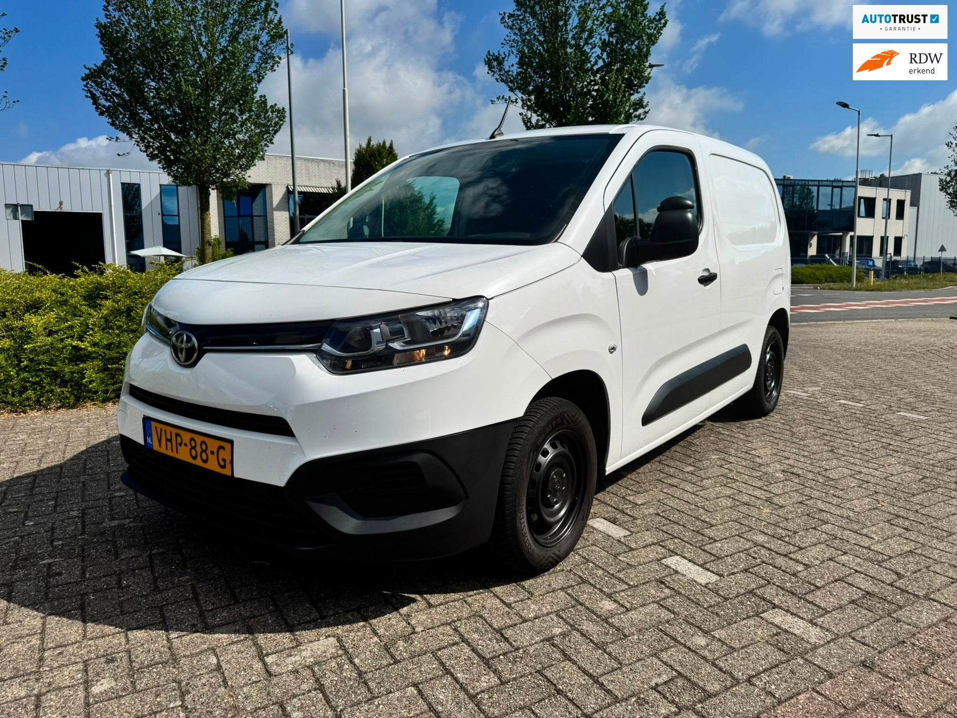 Toyota PROACE CITY 1.5 D-4D Cool Comfort airco trekhaak crui, Auto's, Bestelauto's, Voorwielaandrijving, Gebruikt, 4 cilinders
