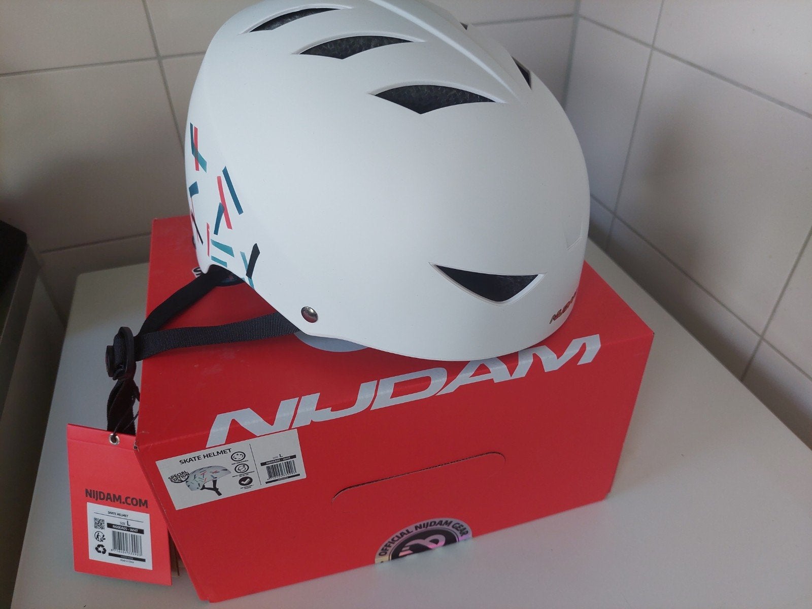 Nieuwe Nijdam Skatehelm - Maat L (58-61 cm), Sport en Fitness, Skateboarden, Ophalen of Verzenden, Nieuw, Bescherming
