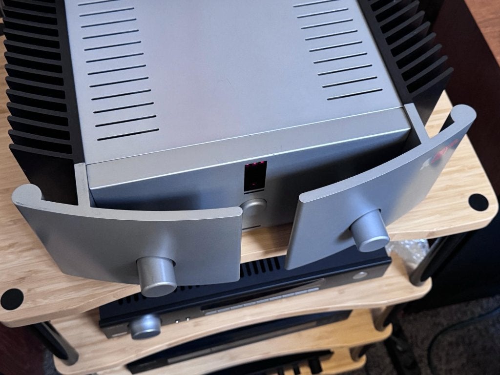 revel le-1 / Subwoofer versterker, 120 watt of meer, Ophalen, Overige merken, Gebruikt