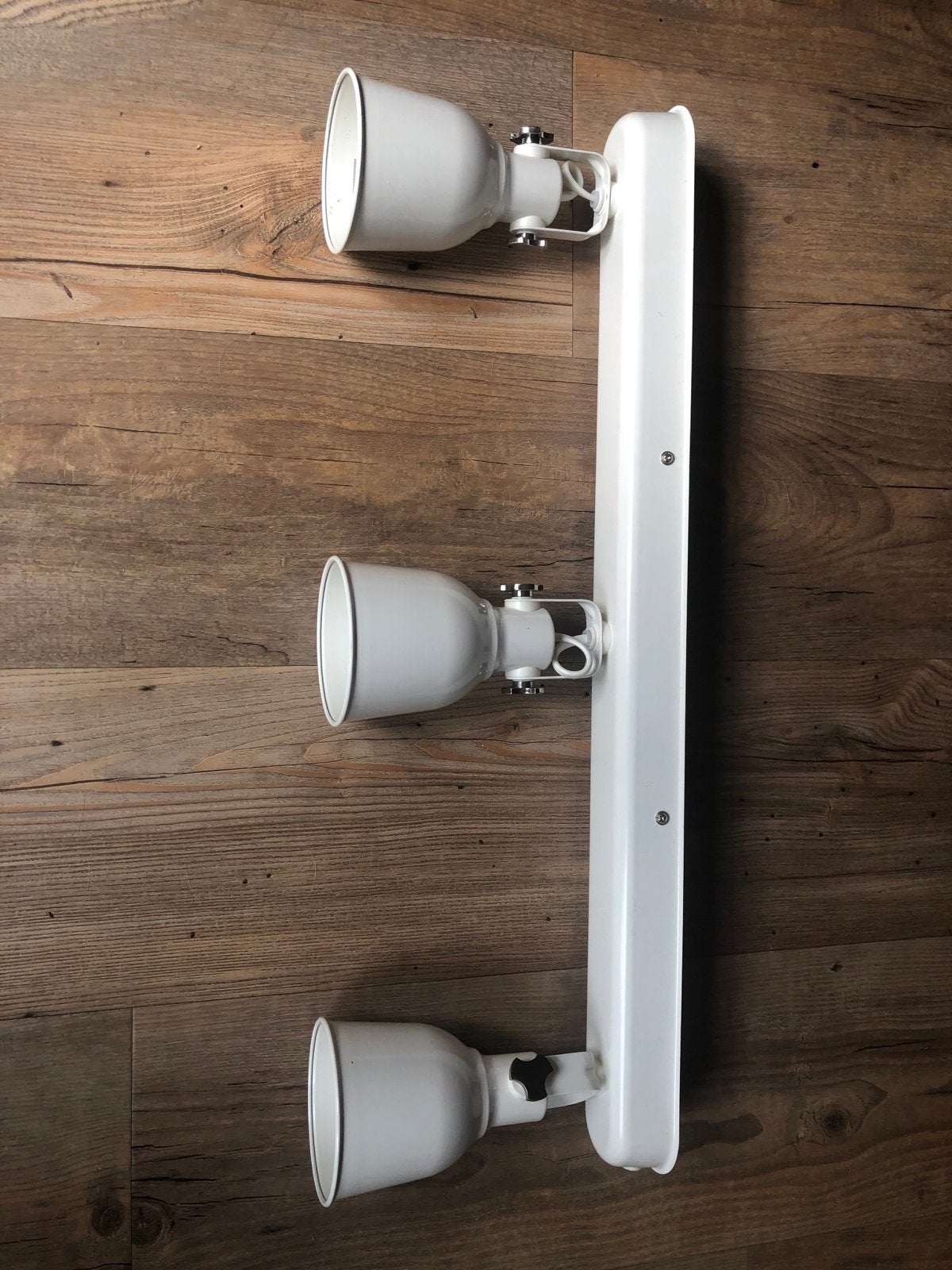 Ikea Hektar Plafondspot/Wandspot Crème/Beige - 3 Spots, Ophalen of Verzenden, Gebruikt, Metaal of Aluminium, Plafondspot of Wandspot
