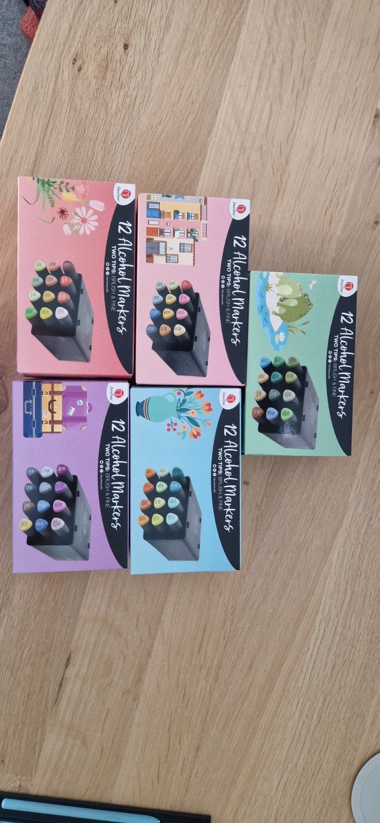 DecoTime Alcohol Markers Set - 60 Stuks, Hobby en Vrije tijd, Tekenen, Ophalen of Verzenden, Zo goed als nieuw, Potlood of Stift