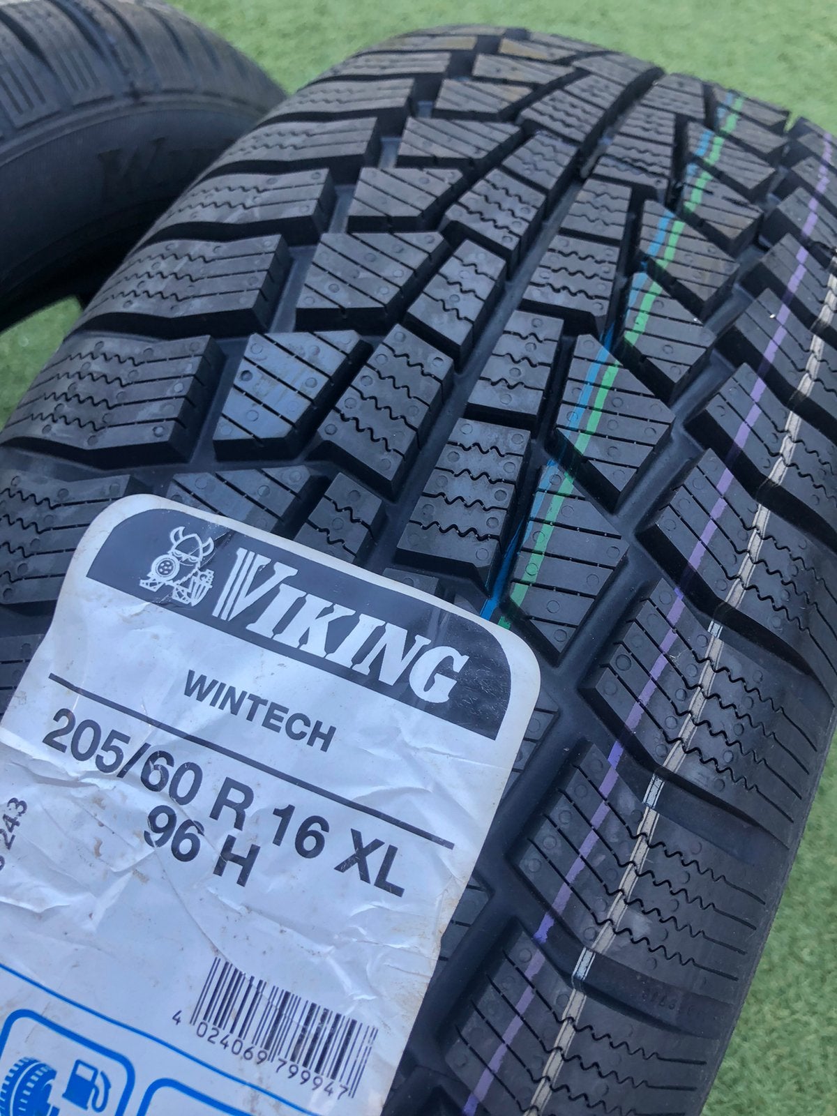NIEUW!! Viking Wintech winterbanden NIEUW! 16 inch, Auto-onderdelen, Banden en Velgen, 16 inch, Nieuw, Band(en), Personenwagen