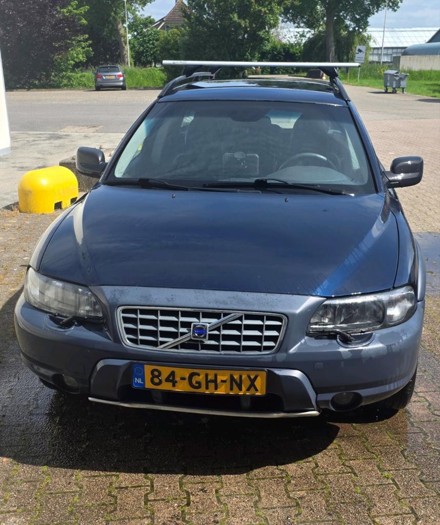 Volvo XC70 2.4 T 4WD AUT 2000 Blauw, Automaat, 1800 kg, Stationwagon, 2435 cc