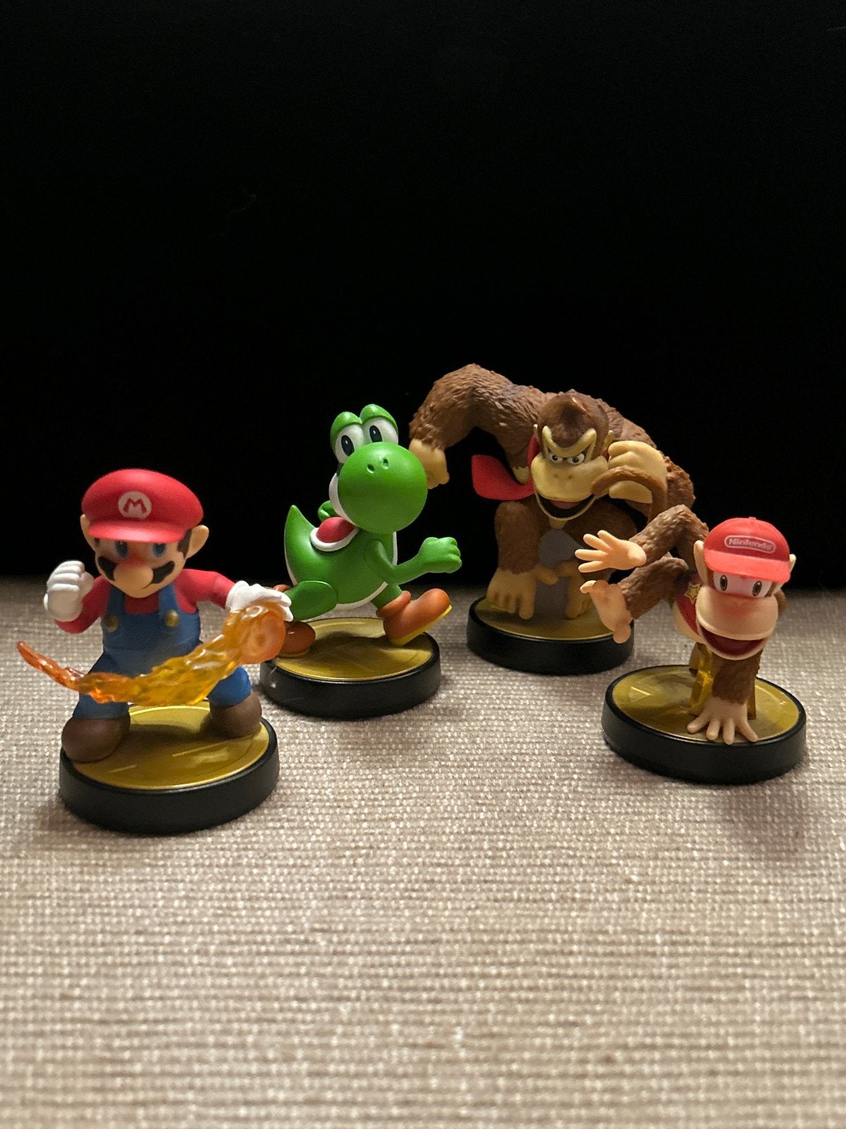Amiibo Figuren: Mario, Yoshi, Donkey Kong, Diddy Kong, Ophalen of Verzenden, Zo goed als nieuw