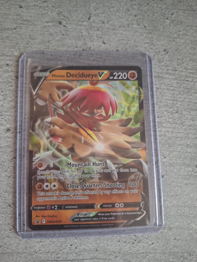 Hisuian Decidueye V Pokémon Kaart SWSH239, Ophalen of Verzenden, Zo goed als nieuw, Losse kaart