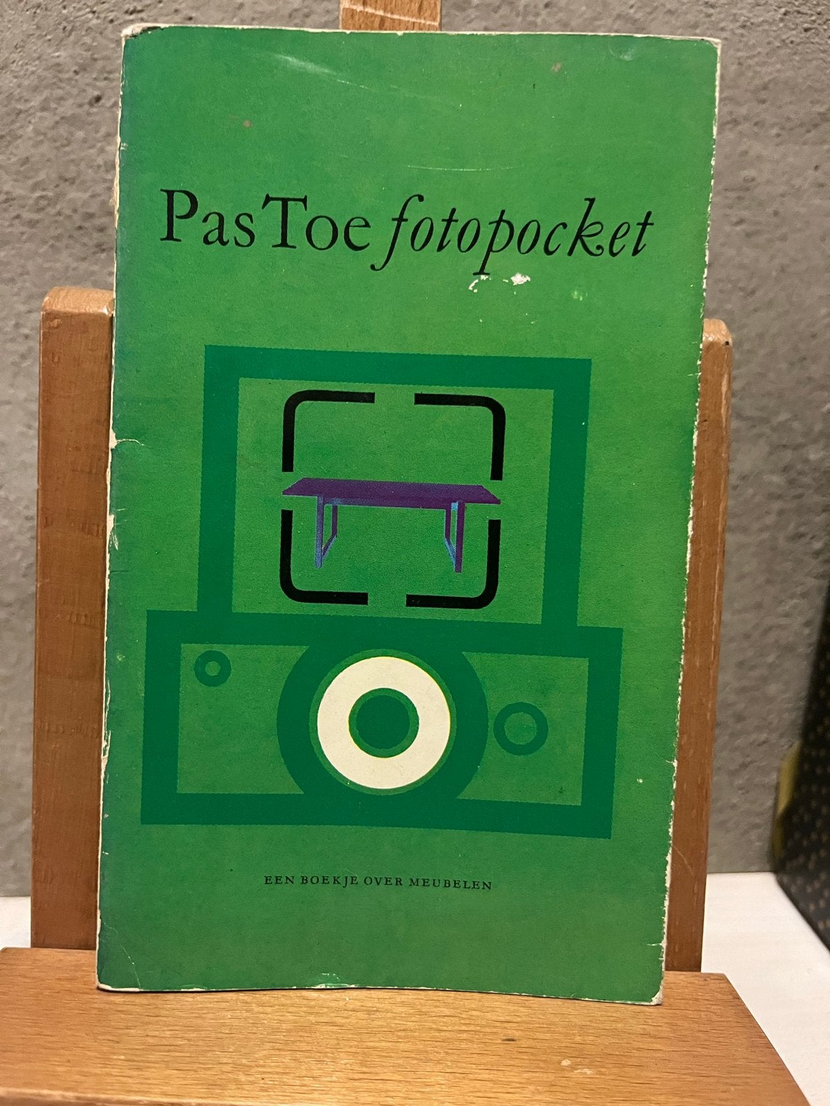 PasToe fotopocket: Een boekje over meubelen, Ophalen of Verzenden, Gelezen, Nederland