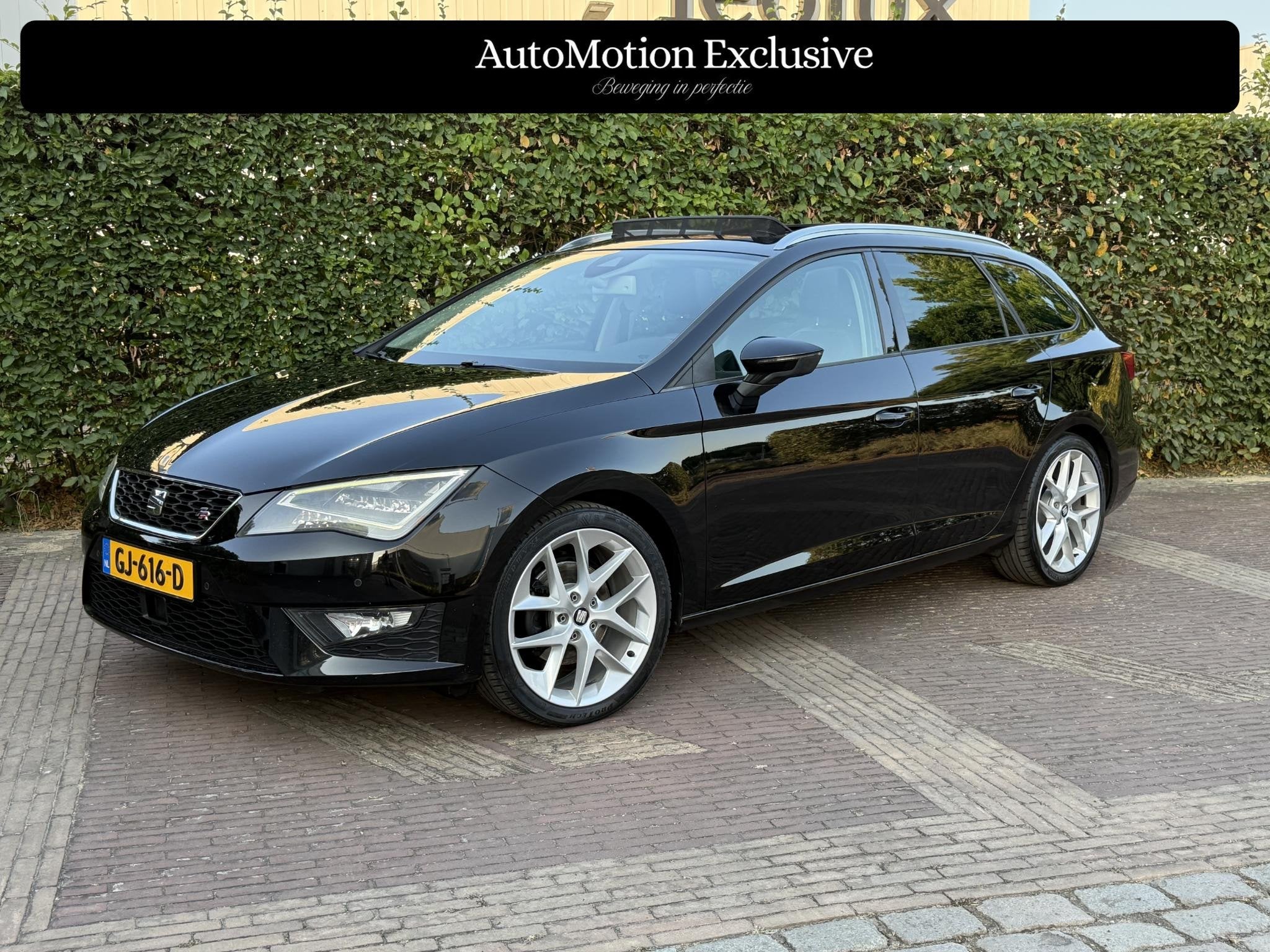 SEAT Leon ST 1.4 TSI ACT FR Dynamic Pano|ACC|Trekhaak|LED|Se, Gebruikt, 4 cilinders, 150 pk, Leon
