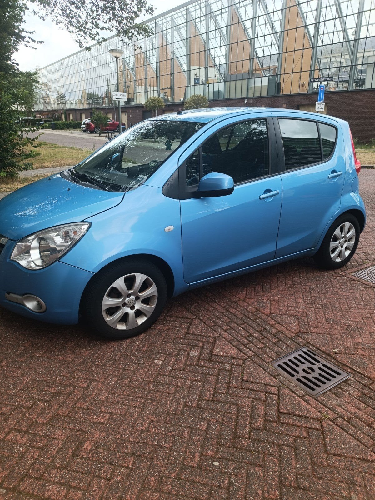 Opel  agila 1.2 51KW 2008 Wit, Auto's, Ford, Voorwielaandrijving, 1242 cc, 4 cilinders, 4 stoelen