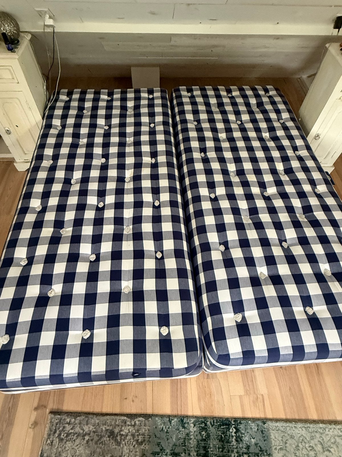 Hastens bedden 210 x 180, Huis en Inrichting, Slaapkamer | Boxsprings, Ophalen, Gebruikt, 210 cm, Tweepersoons