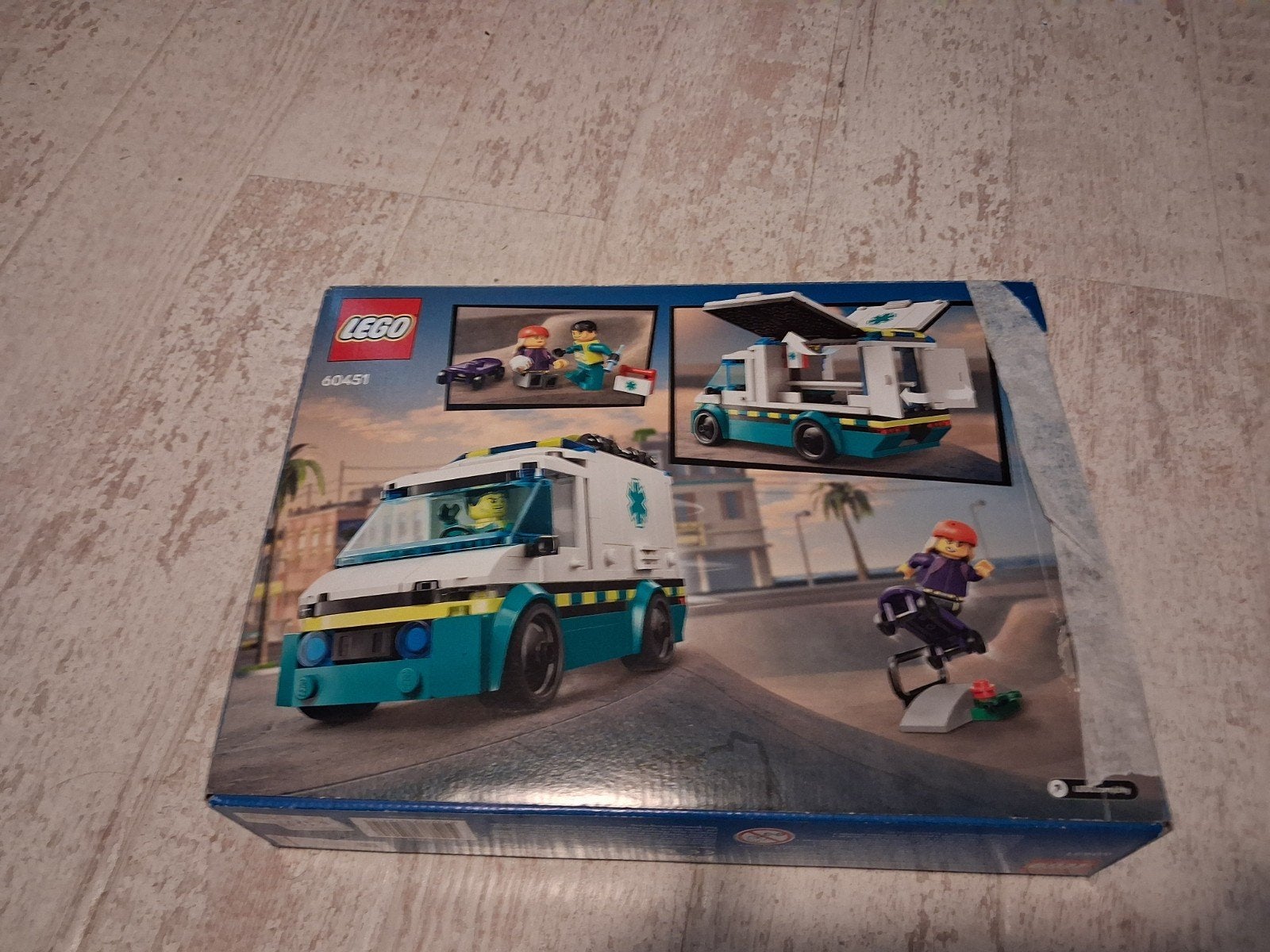 LEGO City 60451, Ophalen