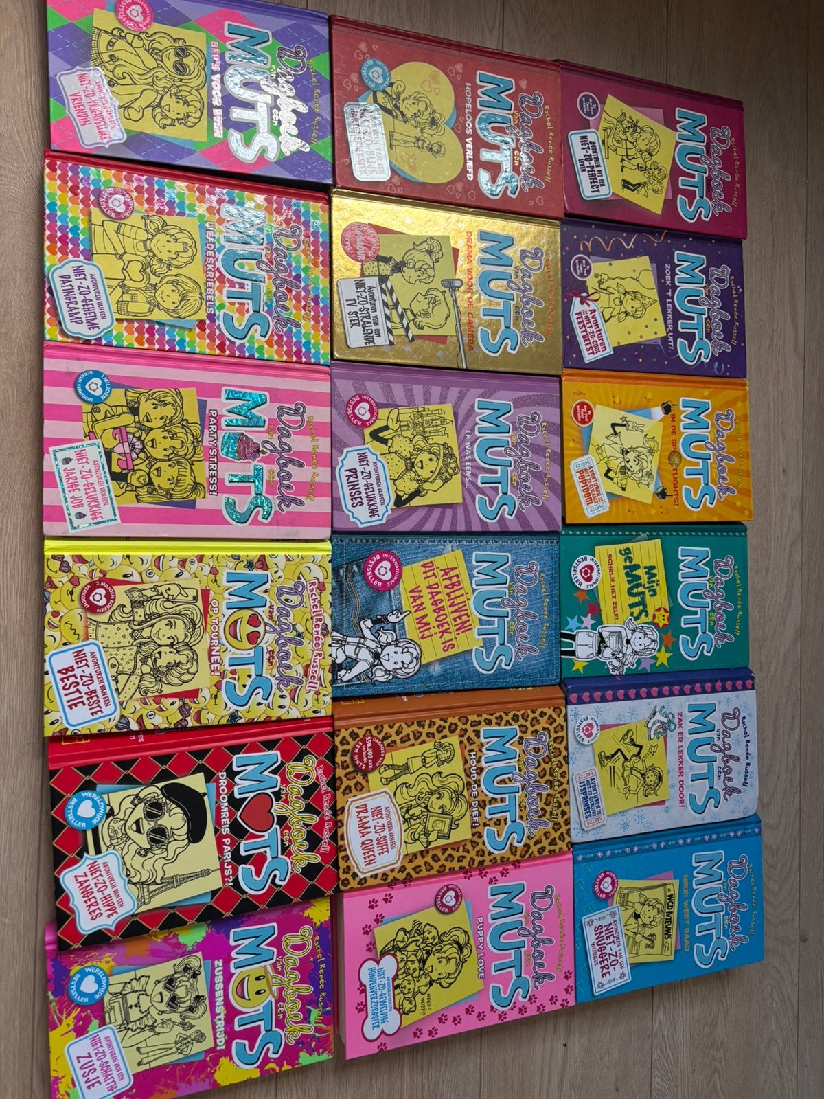 Volledige reeks dagboek van een muts (18 boeken), Ophalen of Verzenden, Zo goed als nieuw