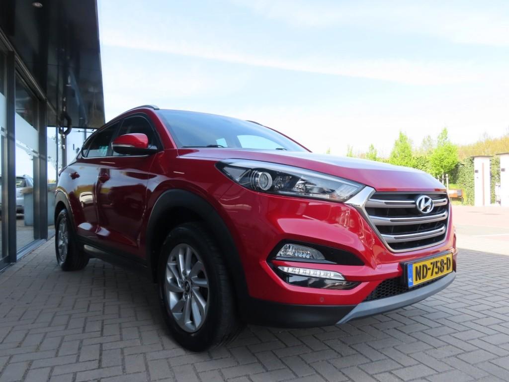 Hyundai TUCSON 1.6 GDI Comfort Ecc Navi Camera Trekhaak 2017, Voorwielaandrijving, Gebruikt, 4 cilinders, 132 pk