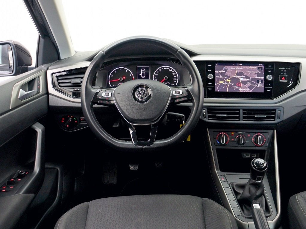 Volkswagen Polo 1.0 TSI Comfortline | Navigatie | Carplay /, Stof, Origineel Nederlands, Bedrijf, Handgeschakeld