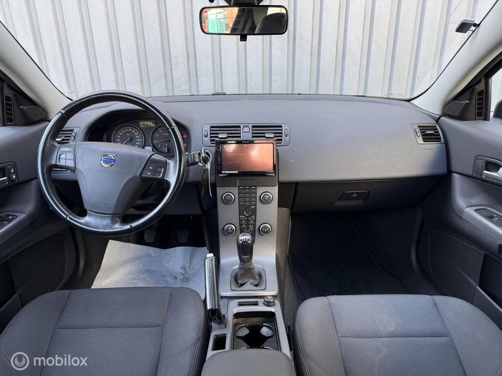 Volvo C30 2.0 Momentum | Climate Control | PDC | BT, Auto's, Volvo, Stof, Zwart, 4 cilinders, 4 stoelen