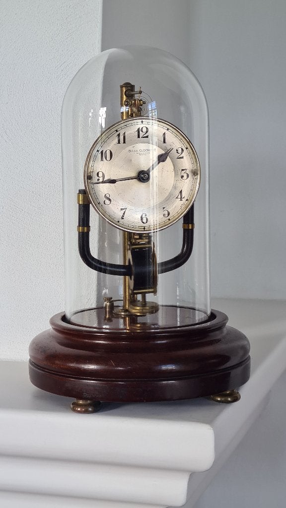 Bulle Clock model “Cloquette” met Stolp ca. 1930, Antiek en Kunst, Antiek | Klokken, Ophalen of Verzenden
